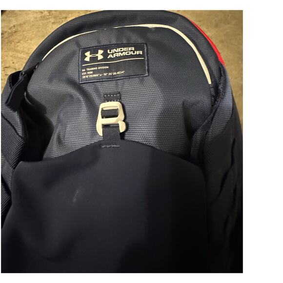 Under Armour UA Storm Hustle Water Resistant Sport Backpack - Picture 2 of 8